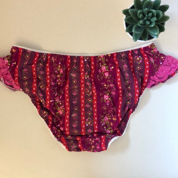 Never worn 💕 - Picture 3 of 3